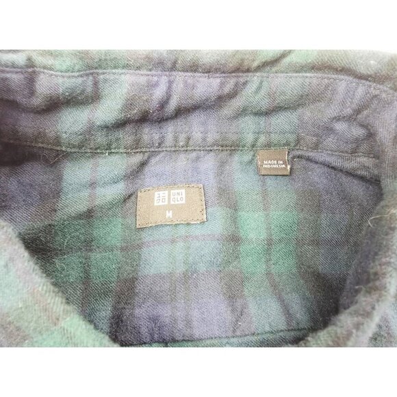 Uniqlo Size Medium Green Navy Plaid Flannel Men's Button Down Long Sleeve Shirt - Picture 4 of 9